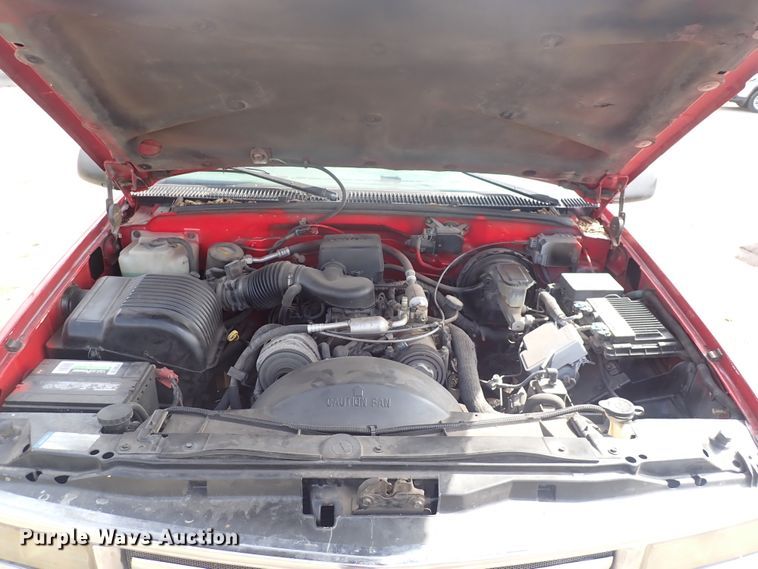 image for item DN2146 1998 Chevrolet C1500  Ext. Cab pickup truck