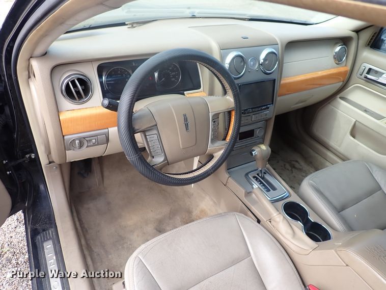 image for item DN2148 2006 Lincoln Zephyr