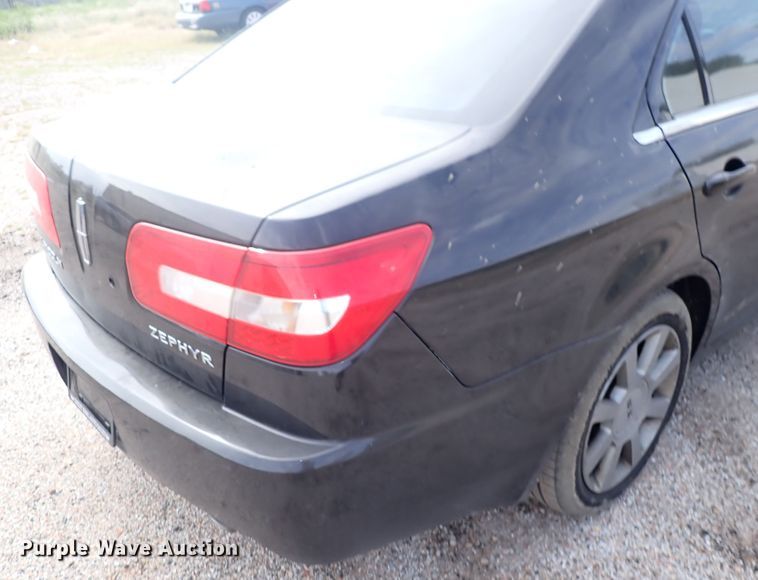 image for item DN2148 2006 Lincoln Zephyr