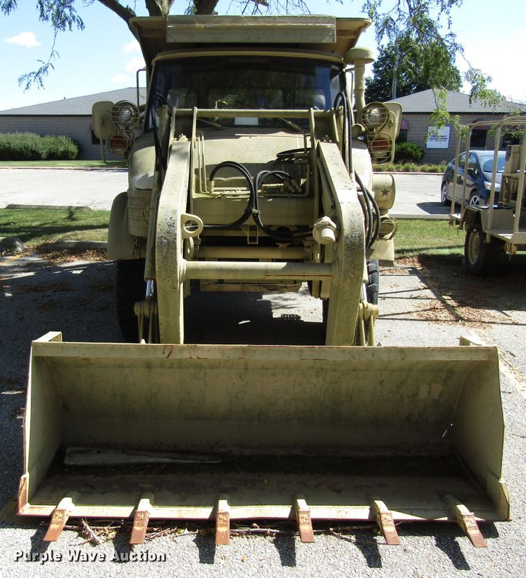 image for item EV9307 2005 Freightliner Unimog  wheeled emplacement excavator