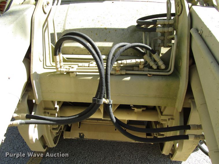 image for item EV9307 2005 Freightliner Unimog  wheeled emplacement excavator