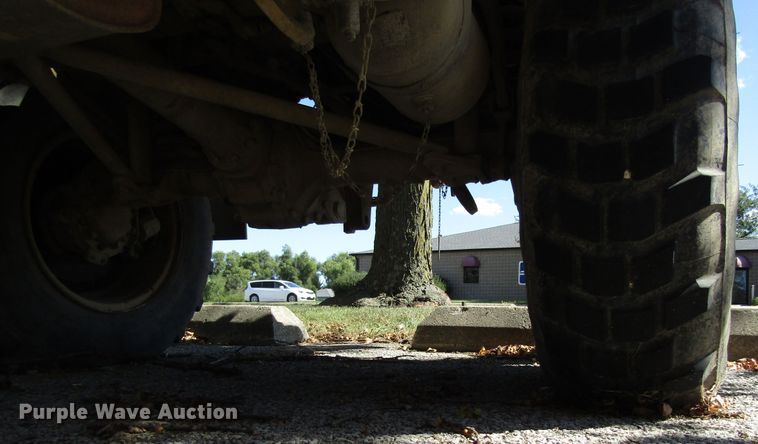 image for item EV9307 2005 Freightliner Unimog  wheeled emplacement excavator