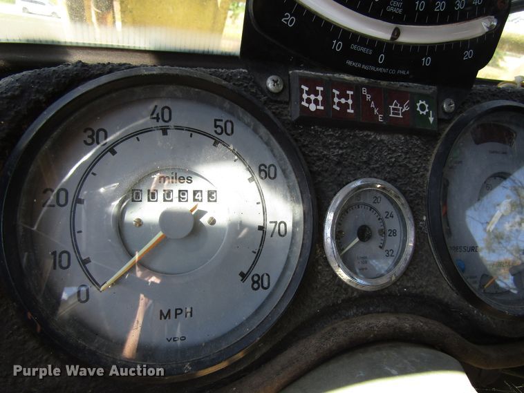 image for item EV9307 2005 Freightliner Unimog  wheeled emplacement excavator