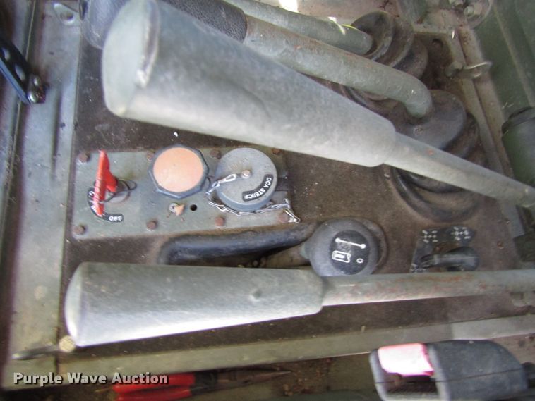 image for item EV9307 2005 Freightliner Unimog  wheeled emplacement excavator