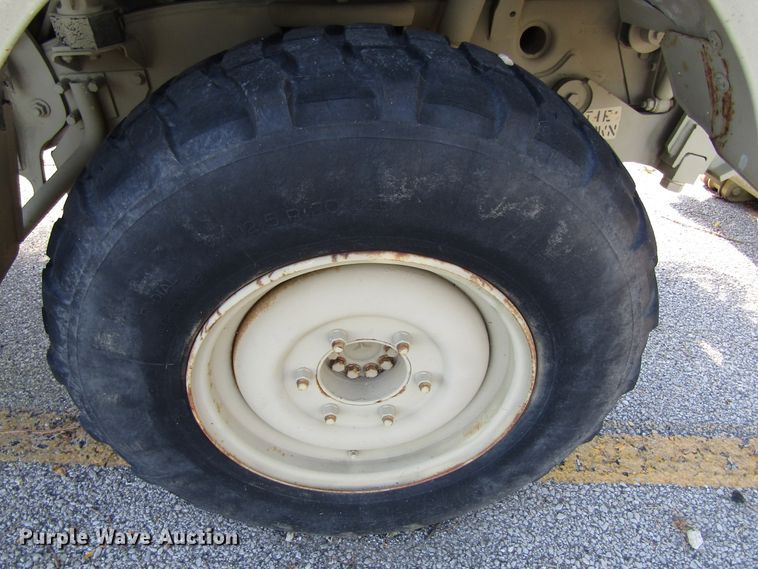 image for item EV9307 2005 Freightliner Unimog  wheeled emplacement excavator