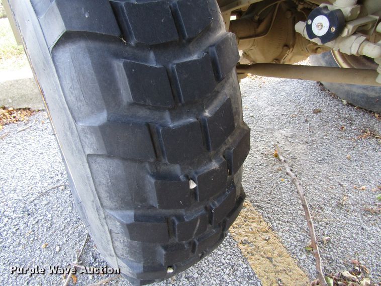 image for item EV9307 2005 Freightliner Unimog  wheeled emplacement excavator