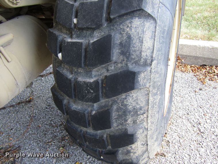 image for item EV9307 2005 Freightliner Unimog  wheeled emplacement excavator