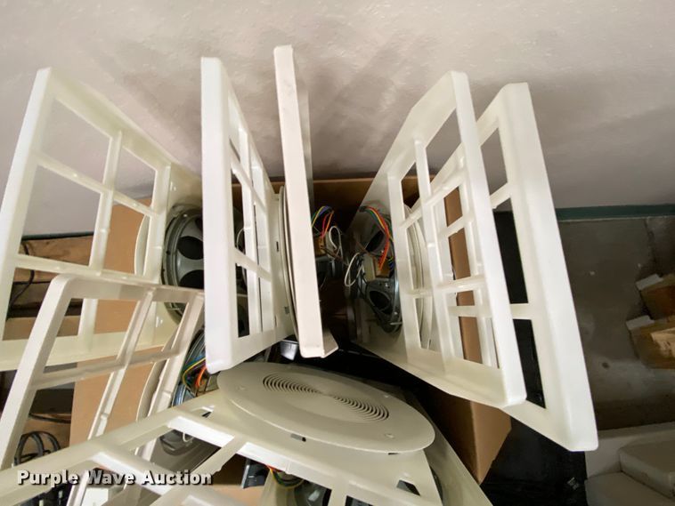 image for item HE9829 Audio system