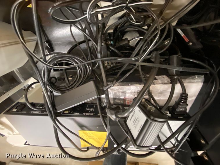 image for item HE9829 Audio system