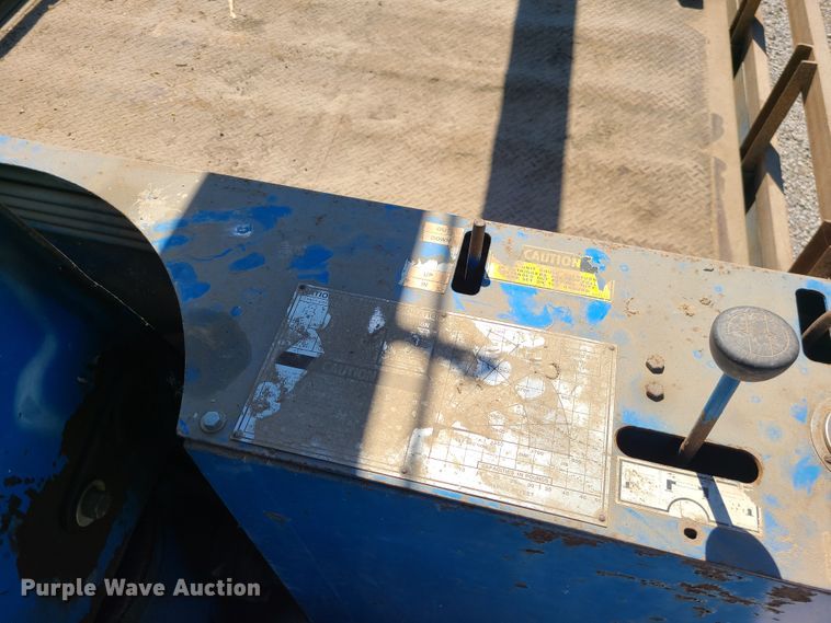 image for item IC9990 1985 International 1654  crane truck