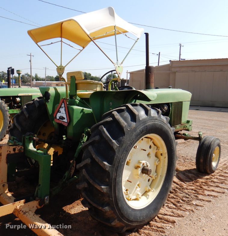 image for item IJ9475 John Deere 4020  tractor