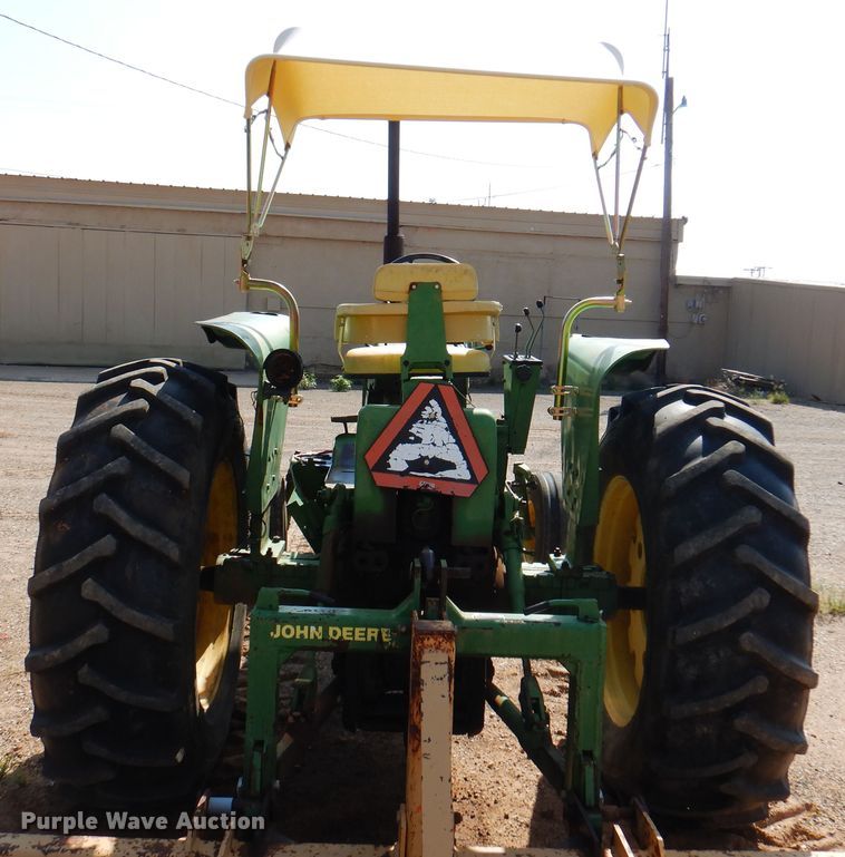 image for item IJ9475 John Deere 4020  tractor