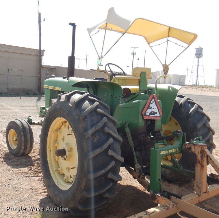 image for item IJ9475 John Deere 4020  tractor