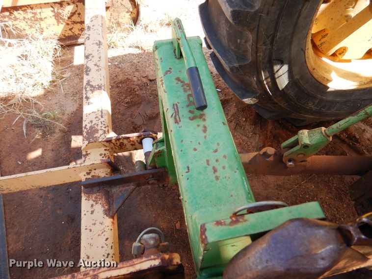 image for item IJ9475 John Deere 4020  tractor