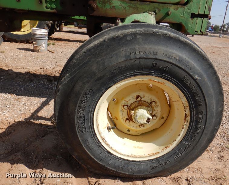 image for item IJ9475 John Deere 4020  tractor