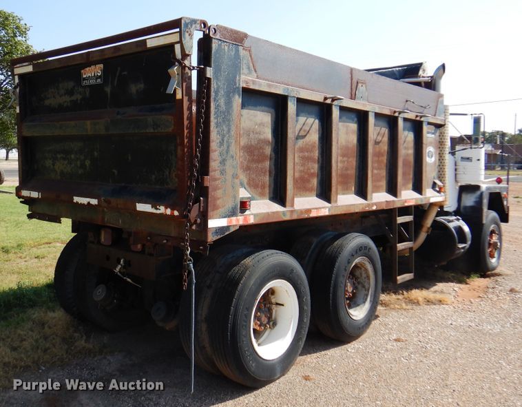 image for item IJ9477 1982 Mack RD626S  dump truck