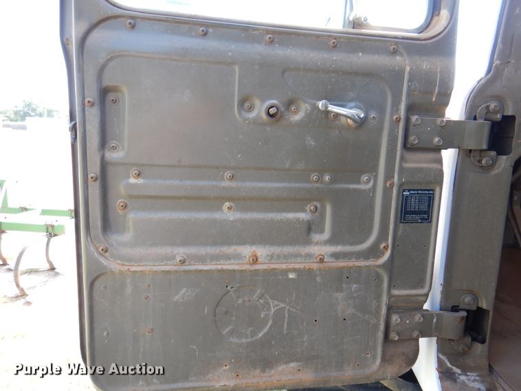 image for item IJ9477 1982 Mack RD626S  dump truck
