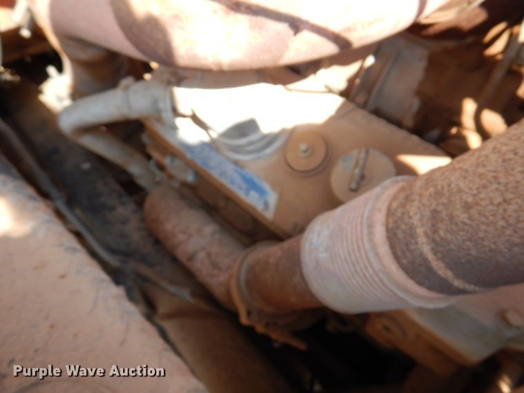 image for item IJ9477 1982 Mack RD626S  dump truck