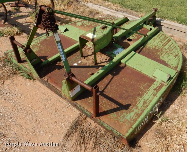 image for item IJ9479 John Deere 606  rotary mower