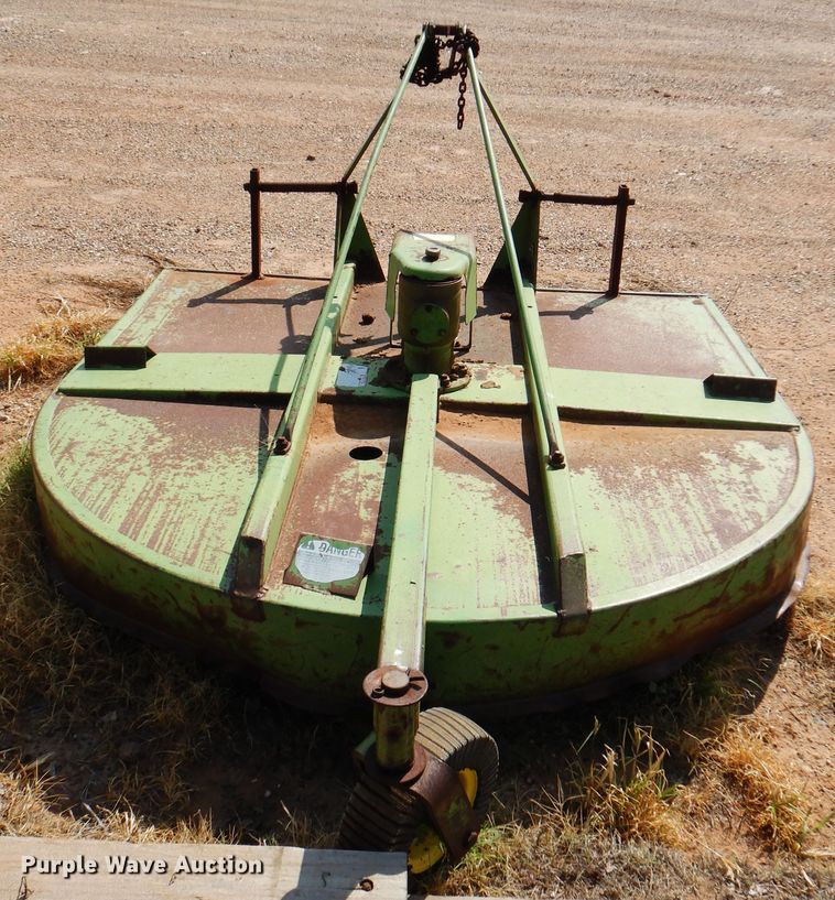 image for item IJ9479 John Deere 606  rotary mower