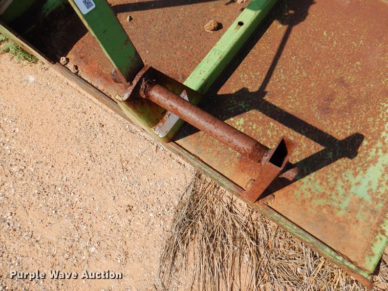image for item IJ9479 John Deere 606  rotary mower
