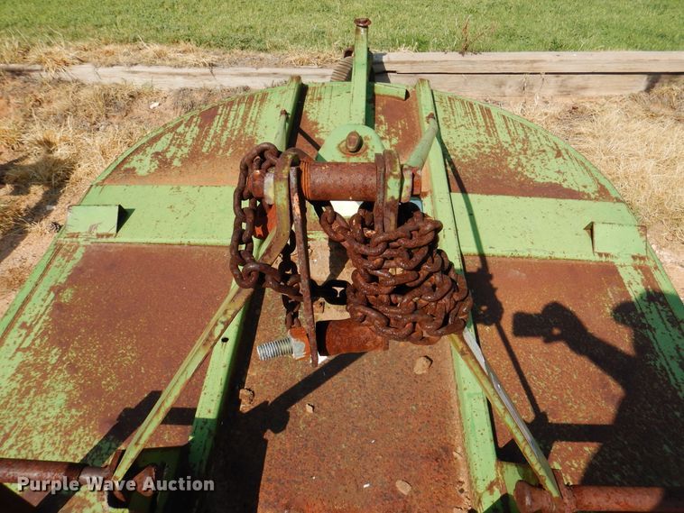 image for item IJ9479 John Deere 606  rotary mower