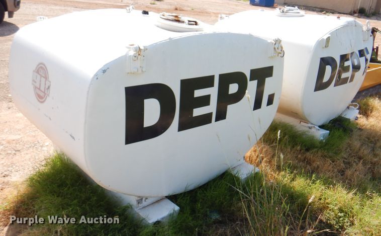 image for item IJ9481 (2) water tanks