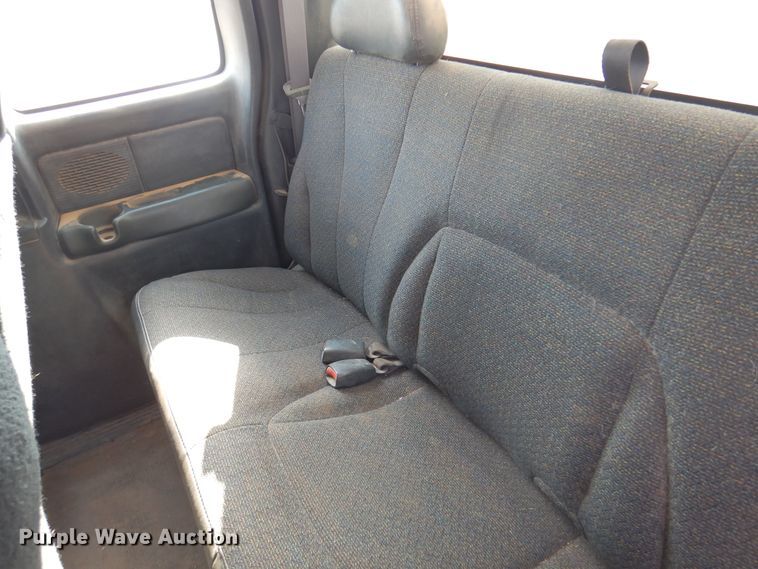 image for item IJ9483 2002 Chevrolet Silverado 1500  Ext. Cab pickup truck