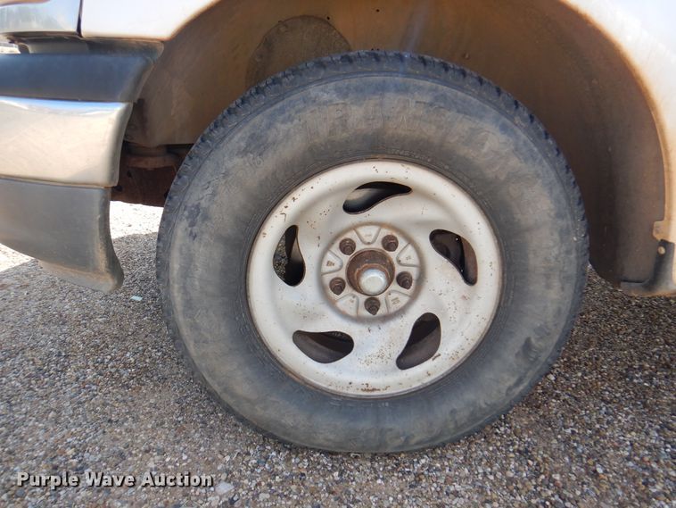 image for item IJ9484 1999 Ford F150  pickup truck