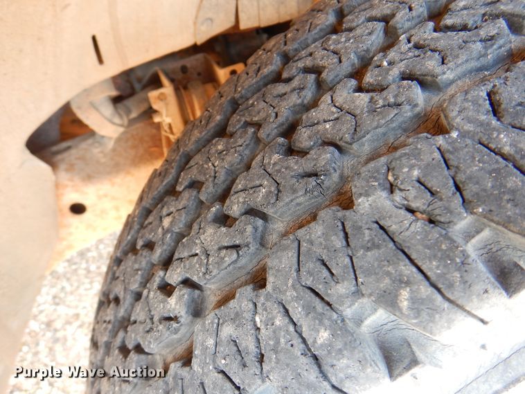 image for item IJ9484 1999 Ford F150  pickup truck
