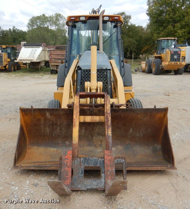 image for item IR9171 2001 John Deere 310SG  backhoe