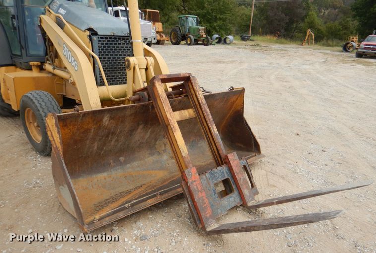 image for item IR9171 2001 John Deere 310SG  backhoe