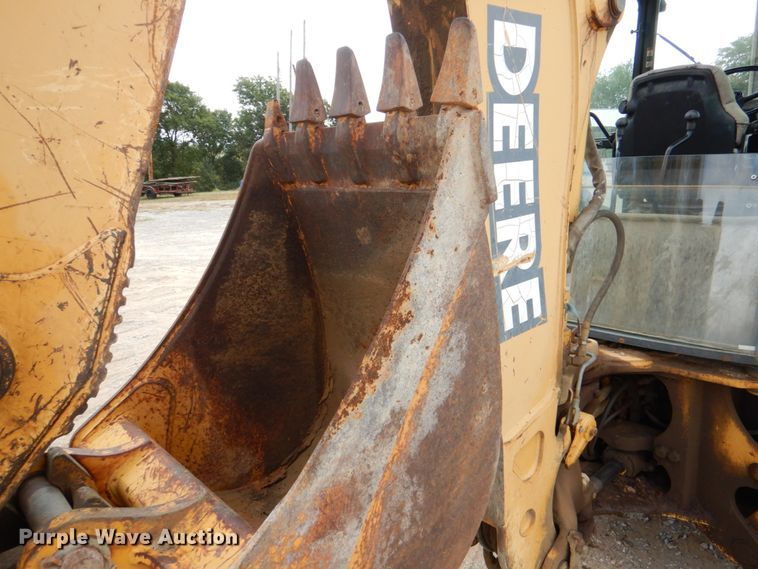 image for item IR9171 2001 John Deere 310SG  backhoe