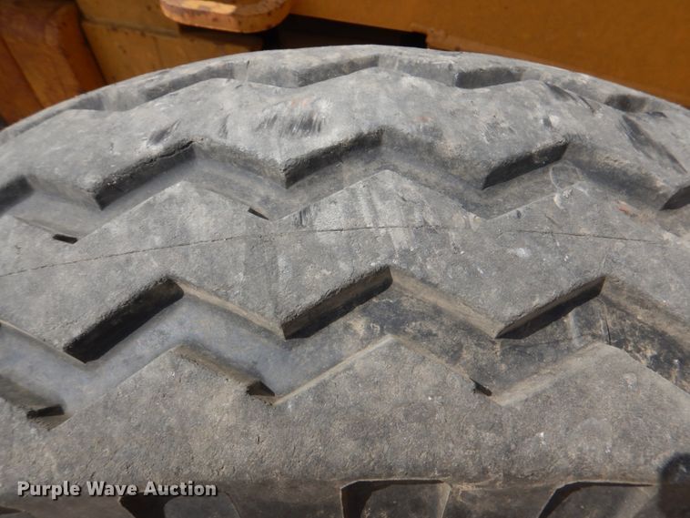 image for item IR9171 2001 John Deere 310SG  backhoe