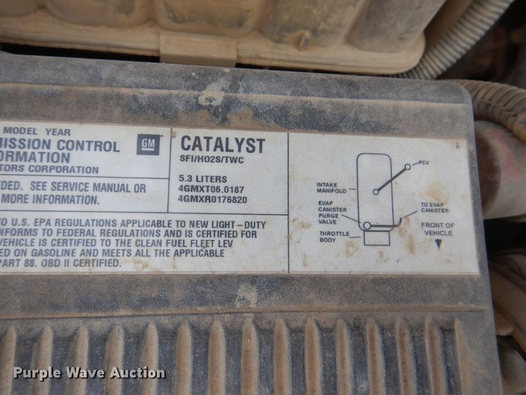 image for item IR9172 2004 Chevrolet Silverado 1500  Ext. Cab pickup truck