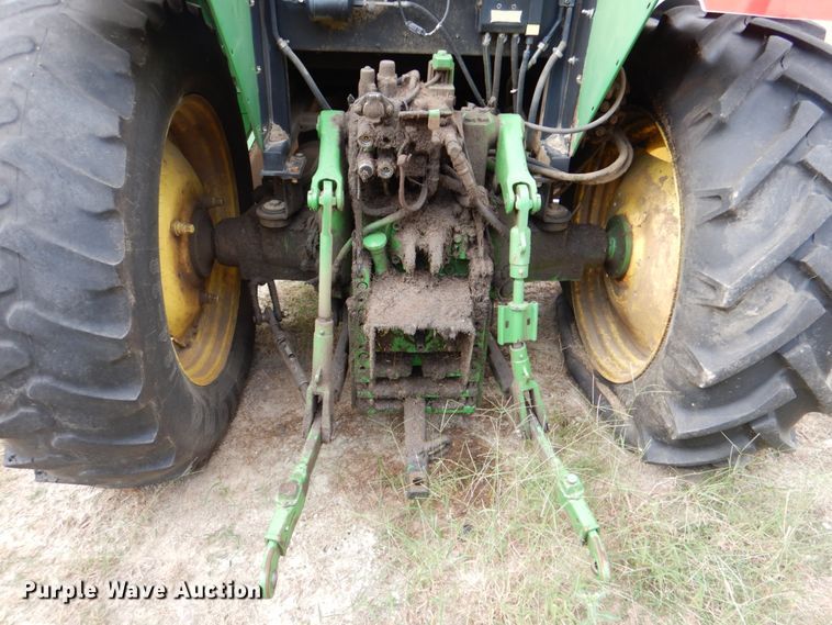 image for item IR9175 2003 John Deere 6615  tractor