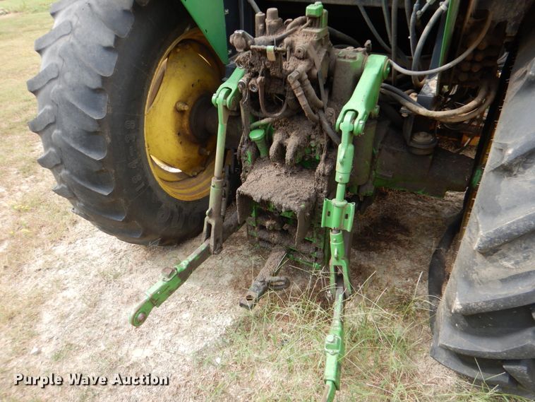 image for item IR9175 2003 John Deere 6615  tractor