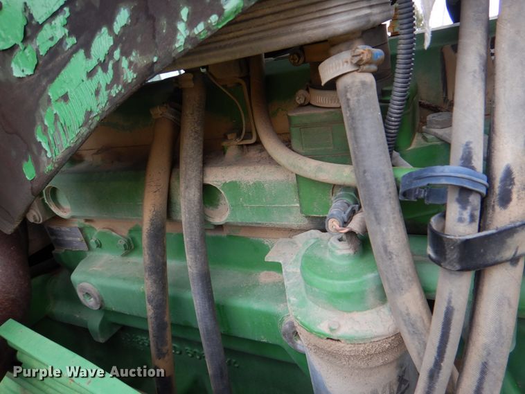 image for item IR9175 2003 John Deere 6615  tractor