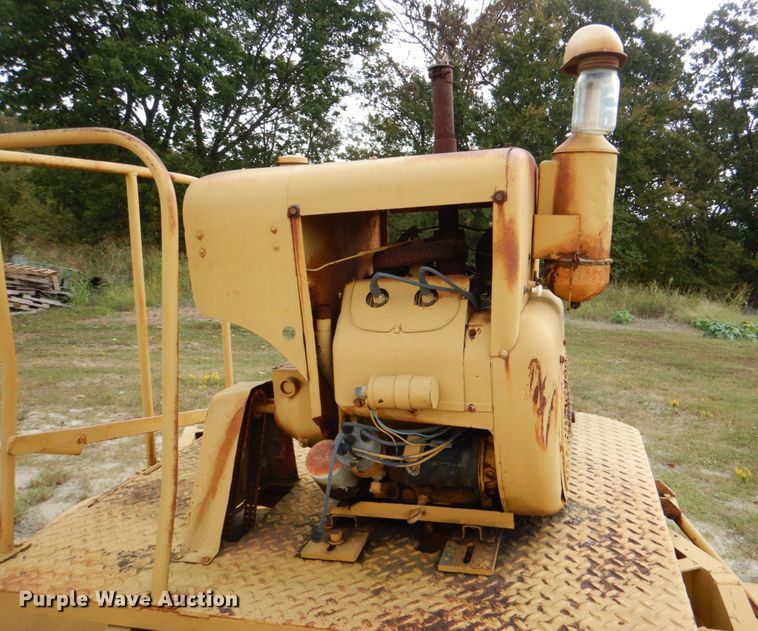 image for item IR9176 Rosco B7  broom