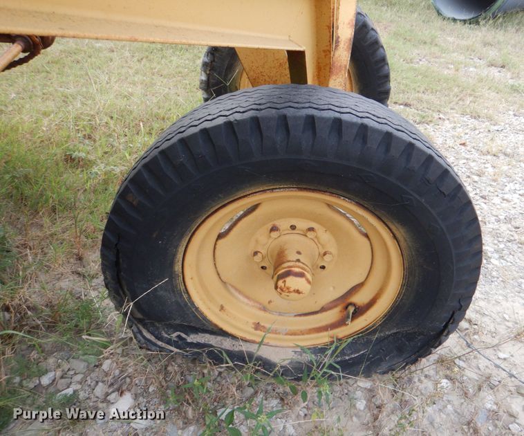 image for item IR9176 Rosco B7  broom