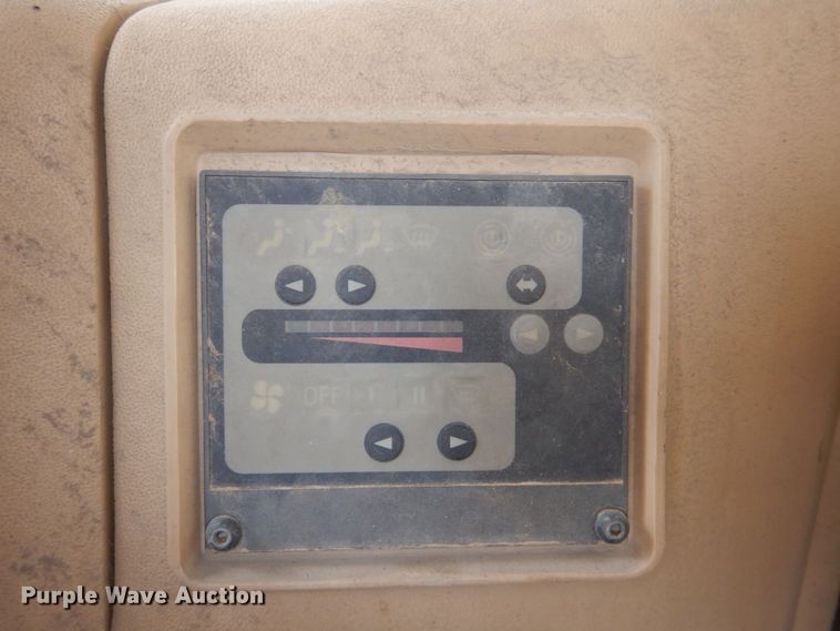 image for item IR9177 1995 Caterpillar 320L  excavator