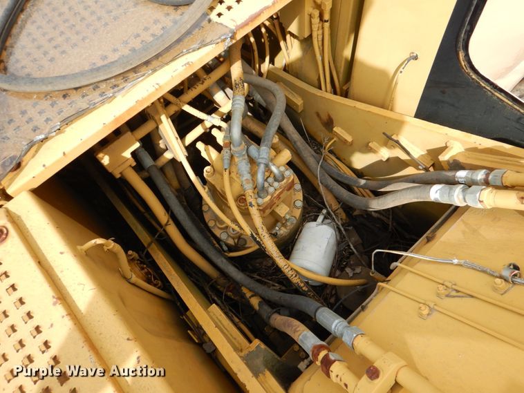 image for item IR9177 1995 Caterpillar 320L  excavator