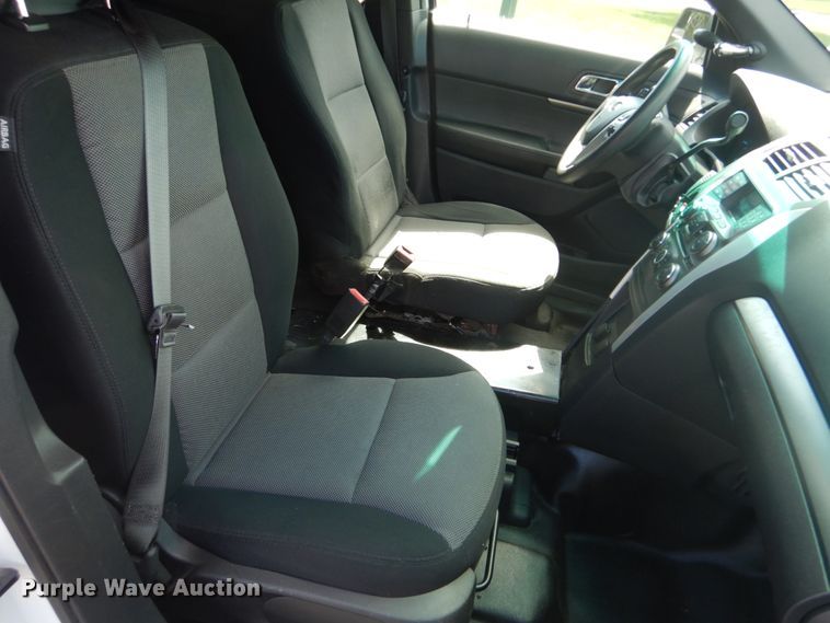 image for item JG9103 2015 Ford Explorer Police  SUV