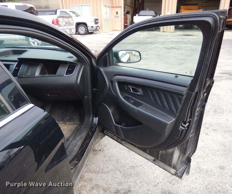 image for item JQ9225 2013 Ford Taurus Police Interceptor