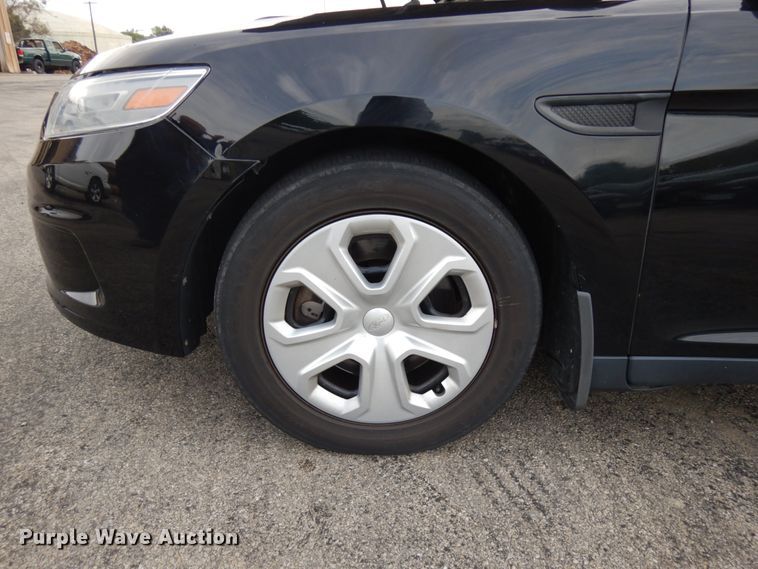 image for item JQ9227 2013 Ford Taurus Police Interceptor