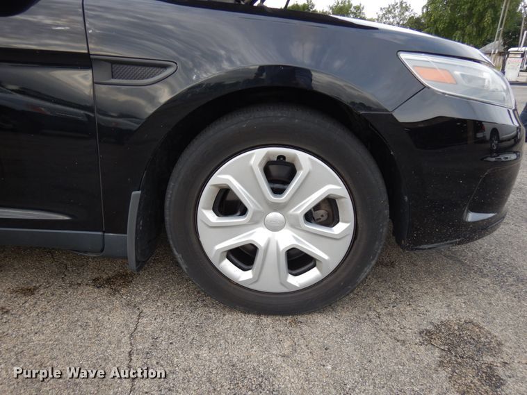 image for item JQ9227 2013 Ford Taurus Police Interceptor