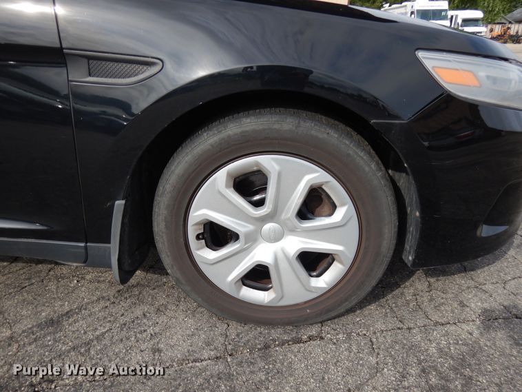 image for item JQ9231 2013 Ford Taurus Police Interceptor