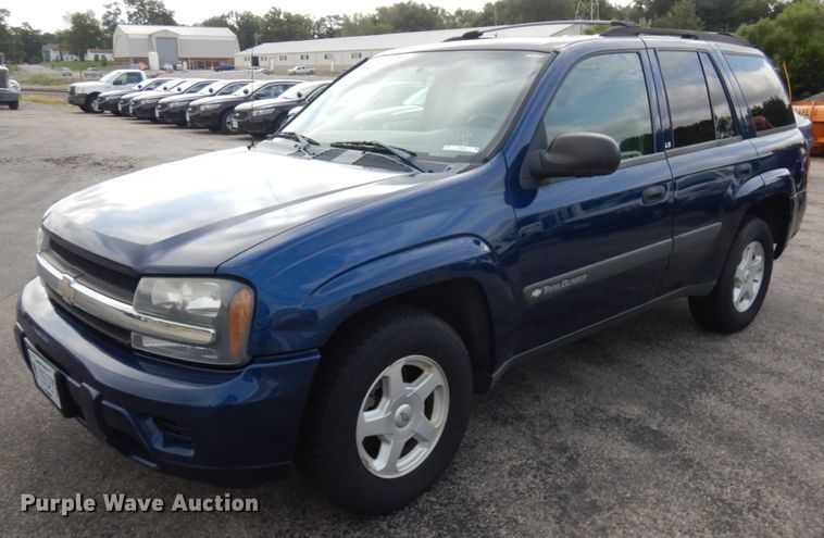 image for item JQ9235 2003 Chevrolet Trail Blazer  SUV