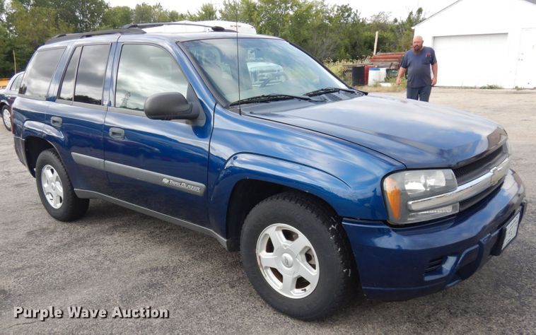 image for item JQ9235 2003 Chevrolet Trail Blazer  SUV