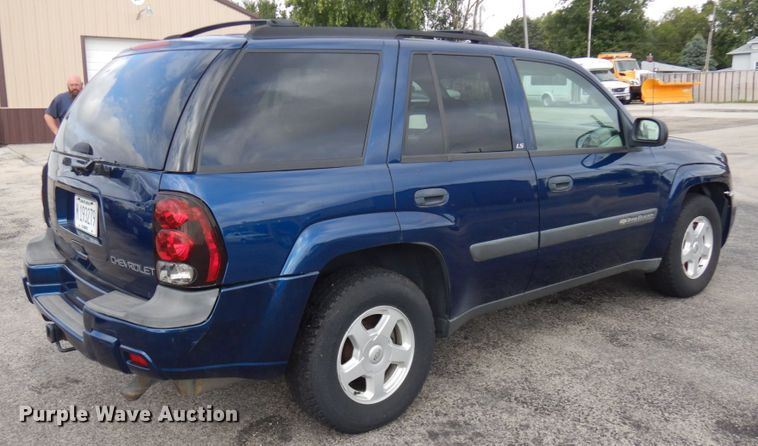 image for item JQ9235 2003 Chevrolet Trail Blazer  SUV